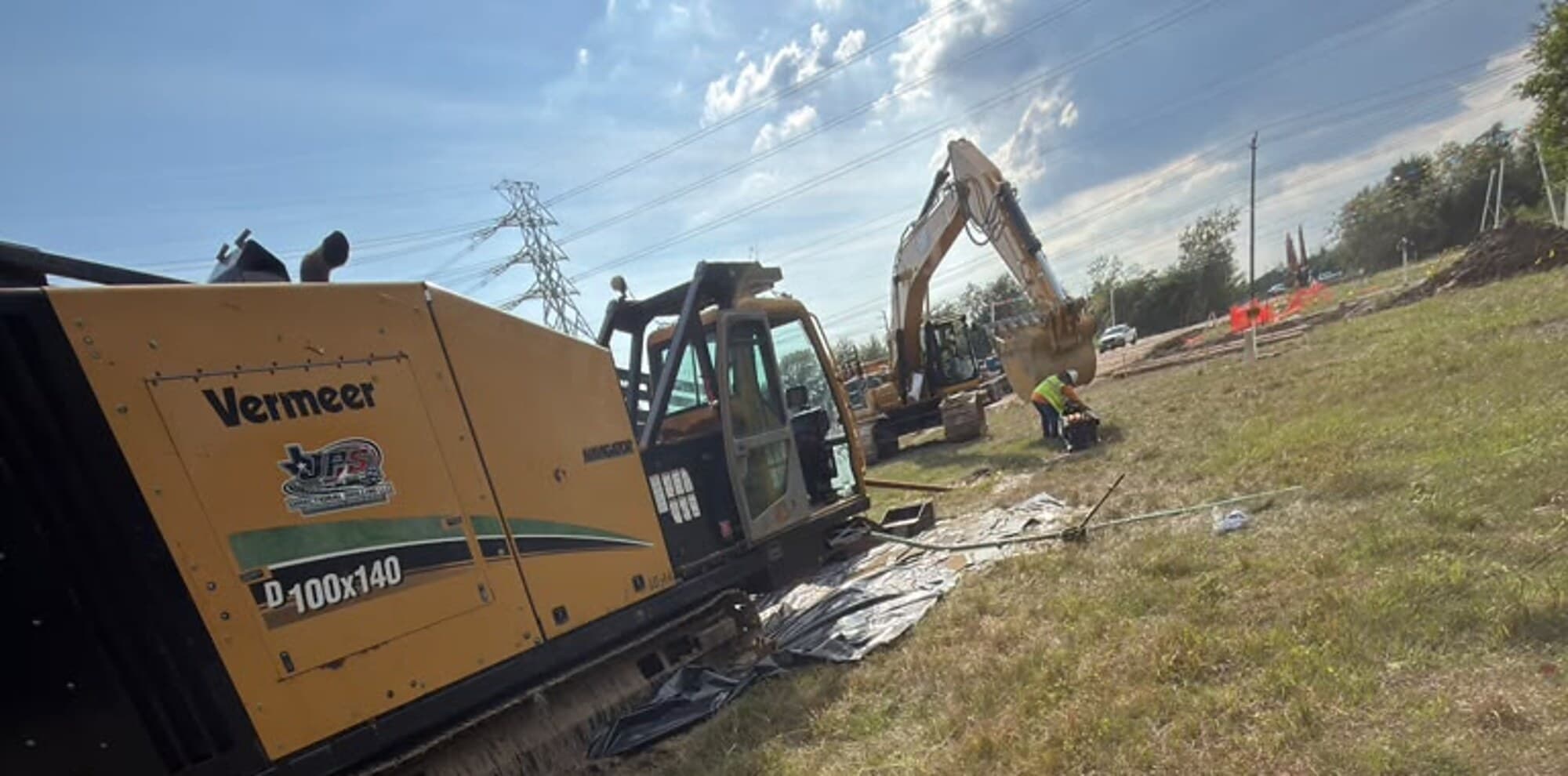 Vermeer D100x140 directional drill set up on a right of way